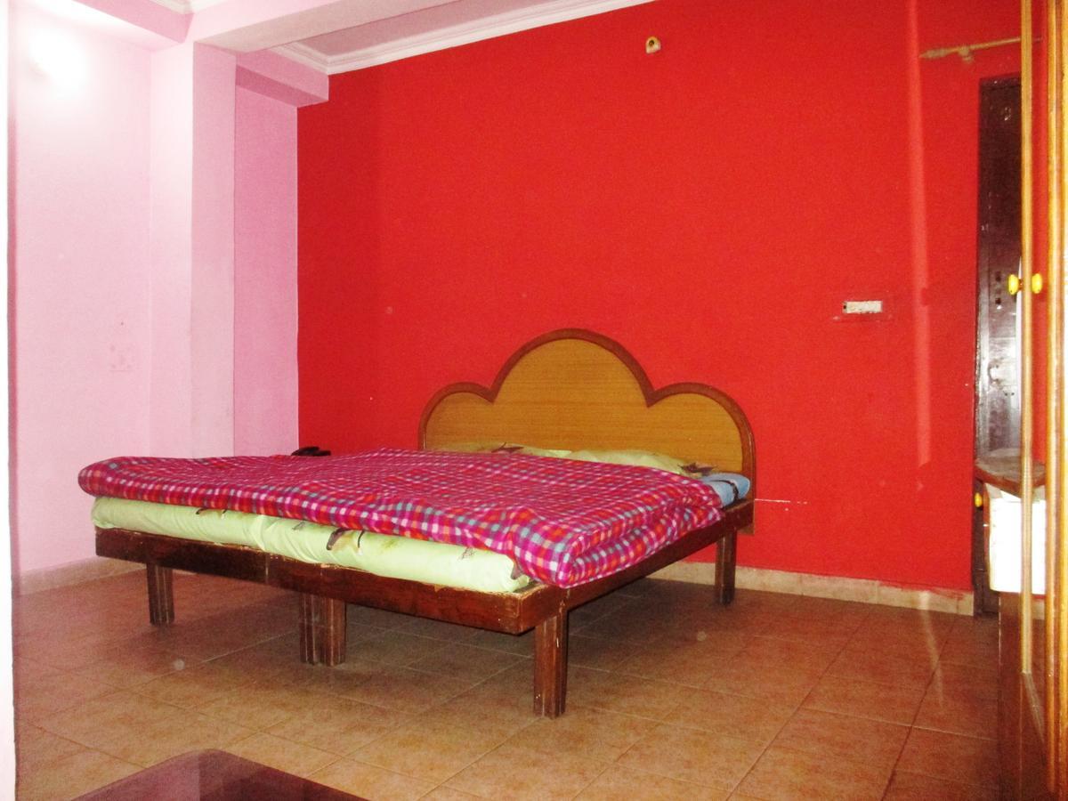Hotel Shiv Palace Dehradun Buitenkant foto