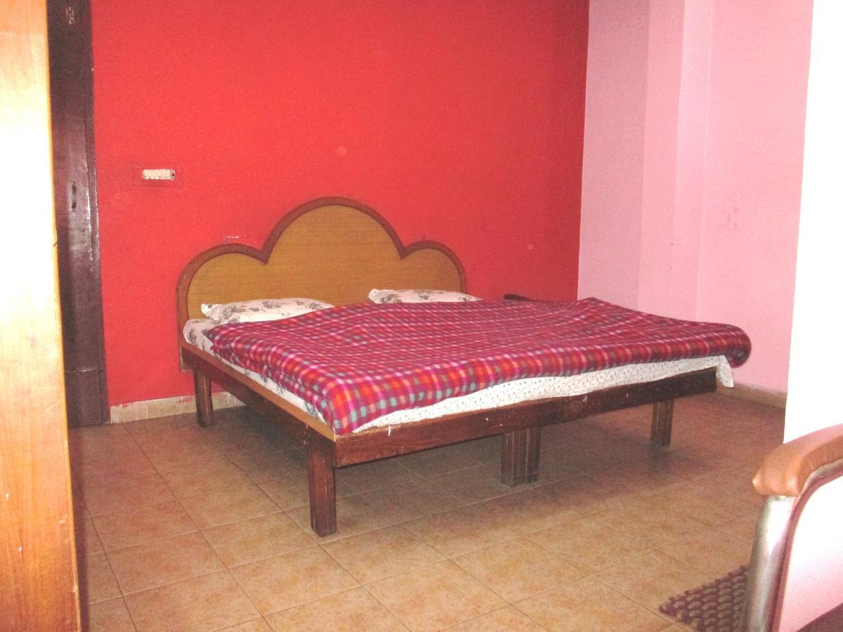 Hotel Shiv Palace Dehradun Buitenkant foto